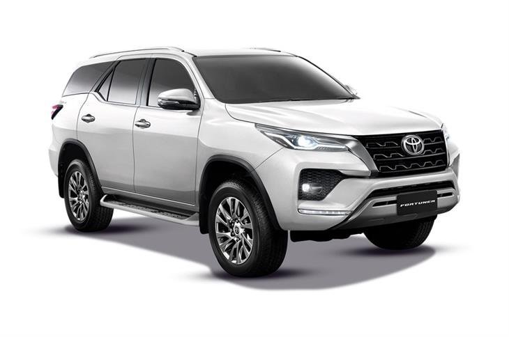 Toyota-Fortuner-.jpg